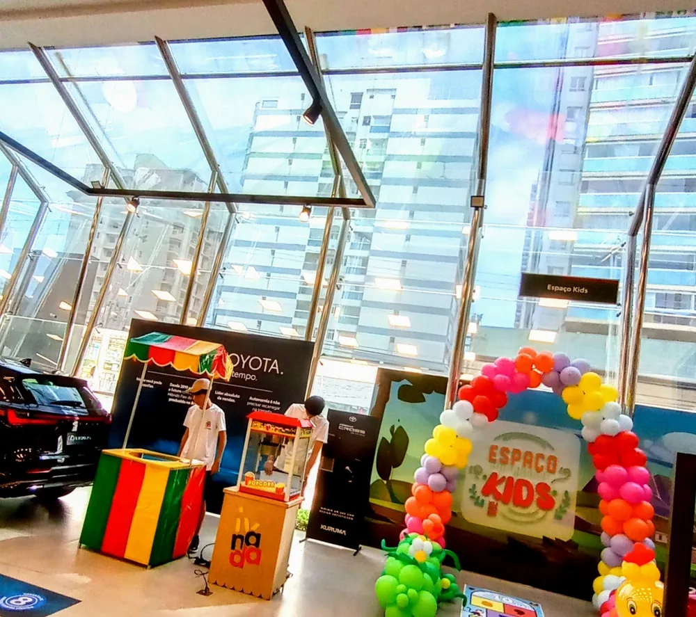Recreação da Ivanda Festas em evento corporativo de concessionária